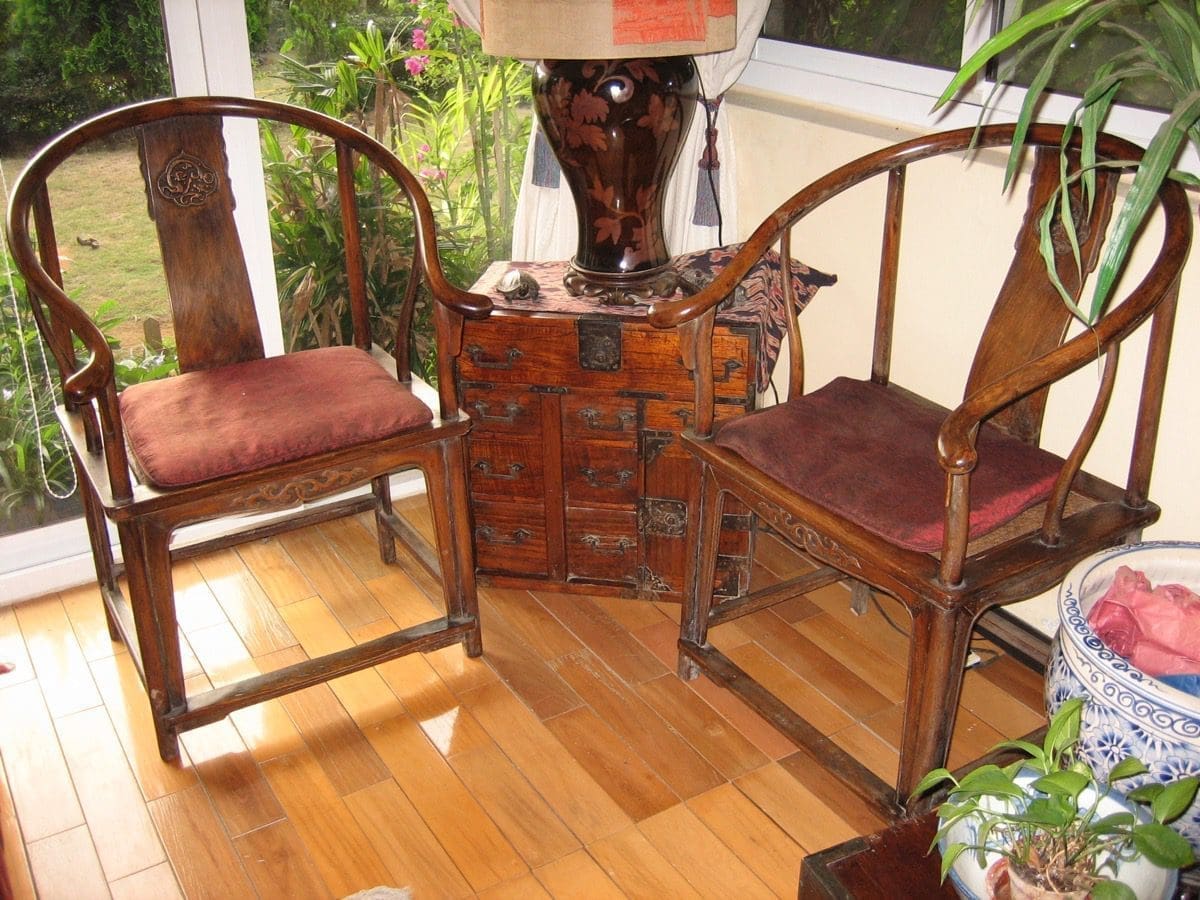 Chairs – Baiwin Collection